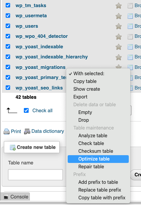 phpMyAdmin Structure tab, highlighting the table optimization command