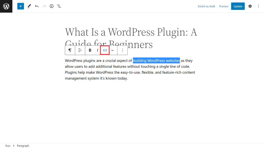The WordPress block editor highlighting the Insert Link button on the block toolbar