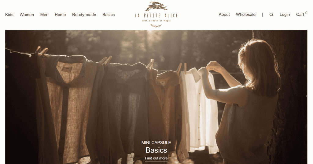 Homepage di La Petite Alice's, un cliente Hostinger
