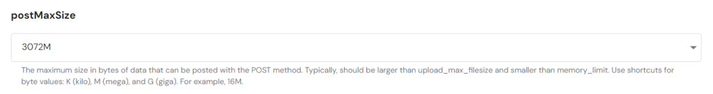 Zoek daarna het veld postMaxSize en stel in hoe groot een compleet verzoek maximaal mag zijn, inclusief bestandsuploads.