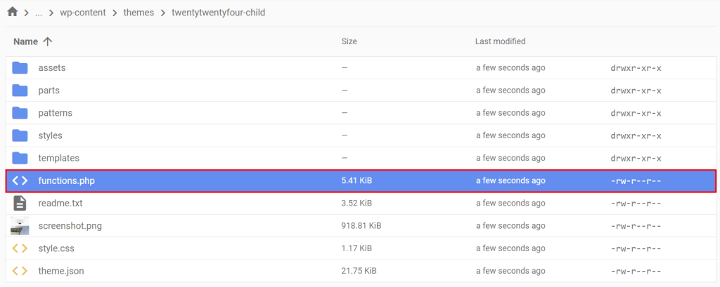 WordPress-Theme-Ordner im Dateimanager, wobei die functions-Datei hervorgehoben ist