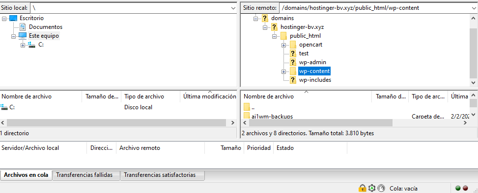 Carpeta wp-content en el gestor de sitios de FileZilla