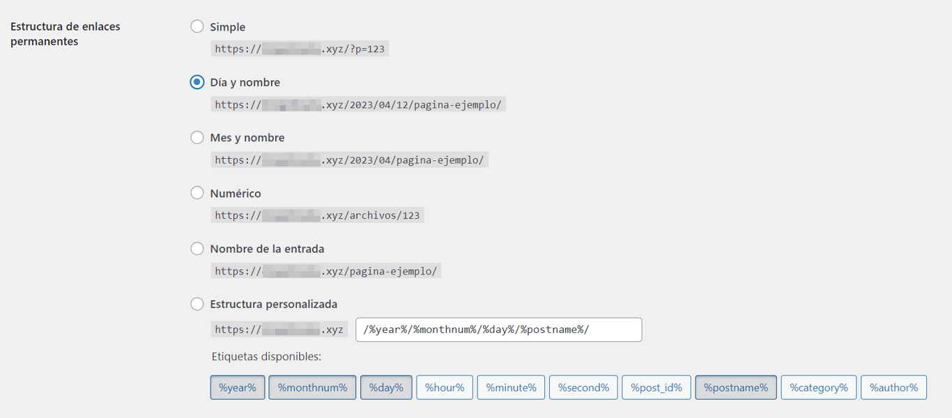 Visualizaci&oacute;n de la opci&oacute;n d&iacute;a y nombre en los ajustes de WordPress