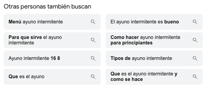 Sección "Otras personas también buscan" de Google con consultas relacionadas con "intermittent fasting", como beneficios, app, horario, Reddit, mejor opción para perder peso, ayuno para mujeres, método 16:8 y diferencias entre ayuno intermitente y ayuno.