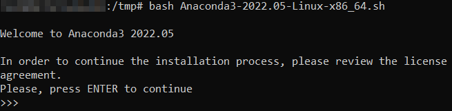 Ventana de la l&iacute;nea del comando utilizando el script bash para instalar Anaconda