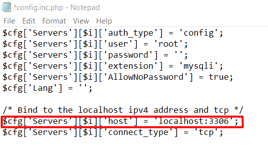 tampilan notepad menunjukkan proses mengganti port localhost