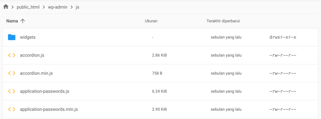tampilan isi folder di file manager hostinger dengan breadcrumb