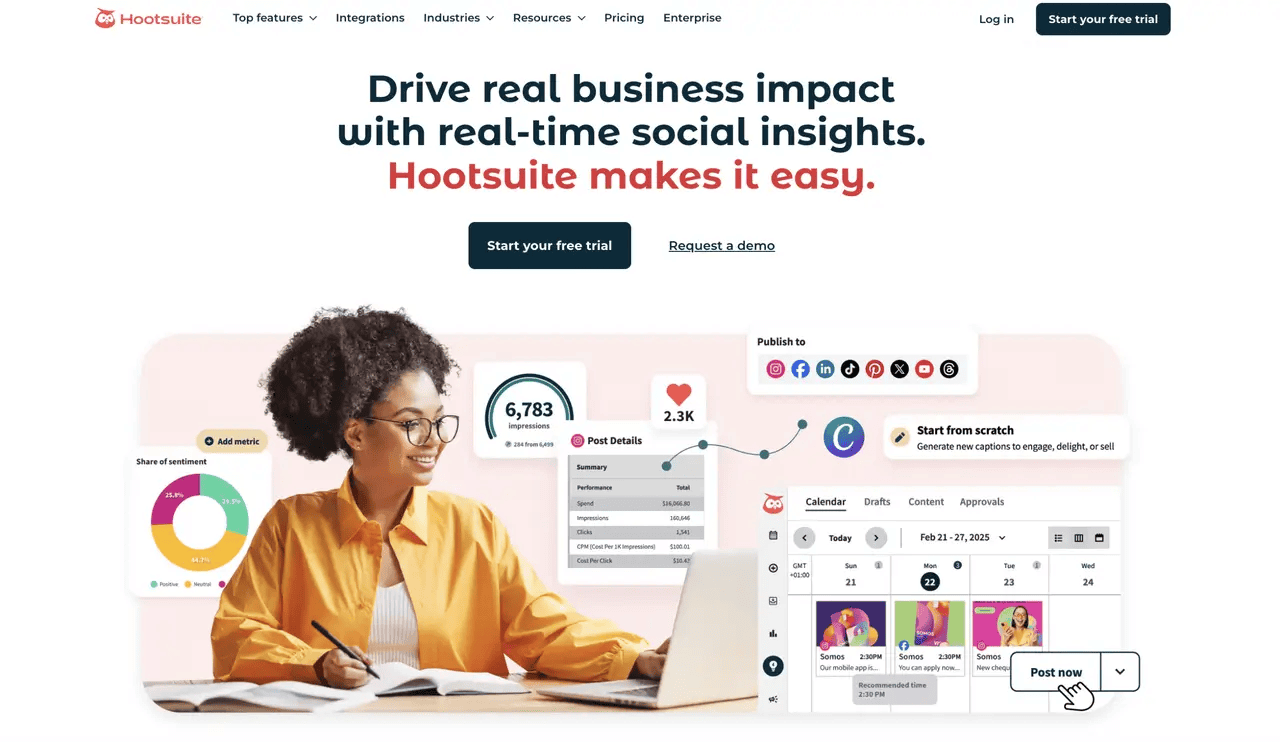 Website Hootsuite yang mempromosikan insight media sosial