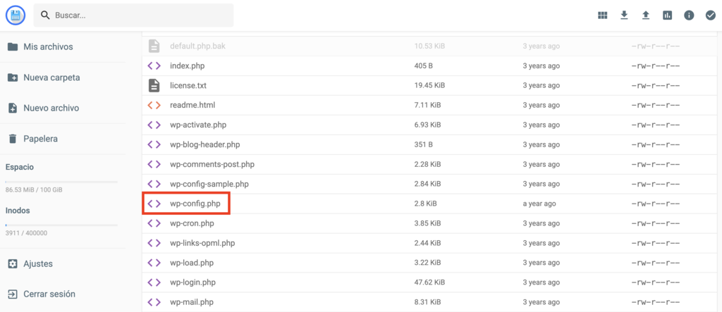 La ubicación del archivo wp-config.php en  public_html