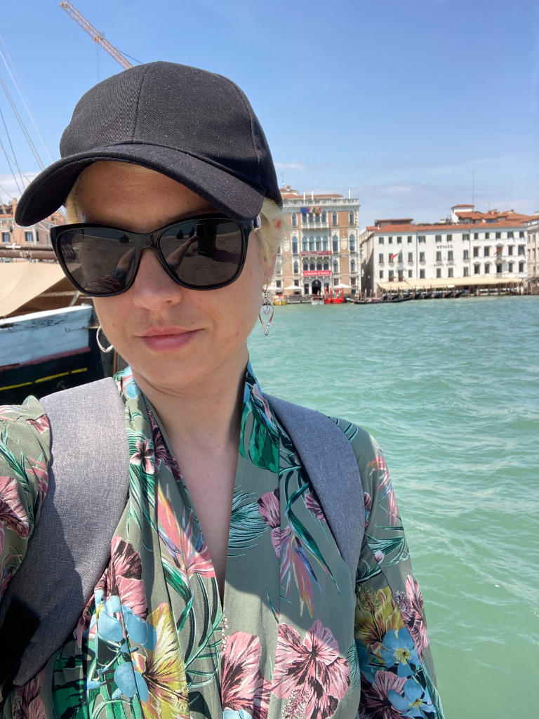 Samanta on vacation