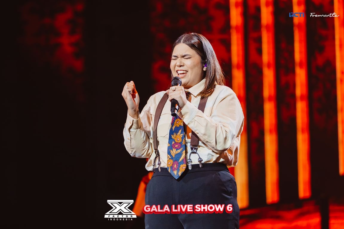 Marisa Aprilliyana performing