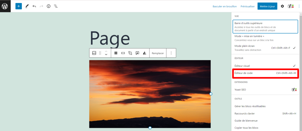 Options de l'&eacute;diteur de pages de WordPress Gutenberg avec l'option d'&eacute;diteur de code mise en &eacute;vidence.