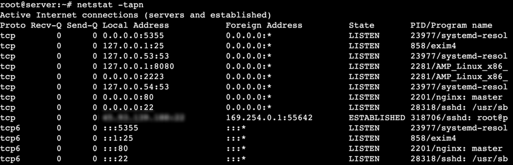 La sortie de la commande netstat -tapn affiche les connexions actives avec leurs PID.
