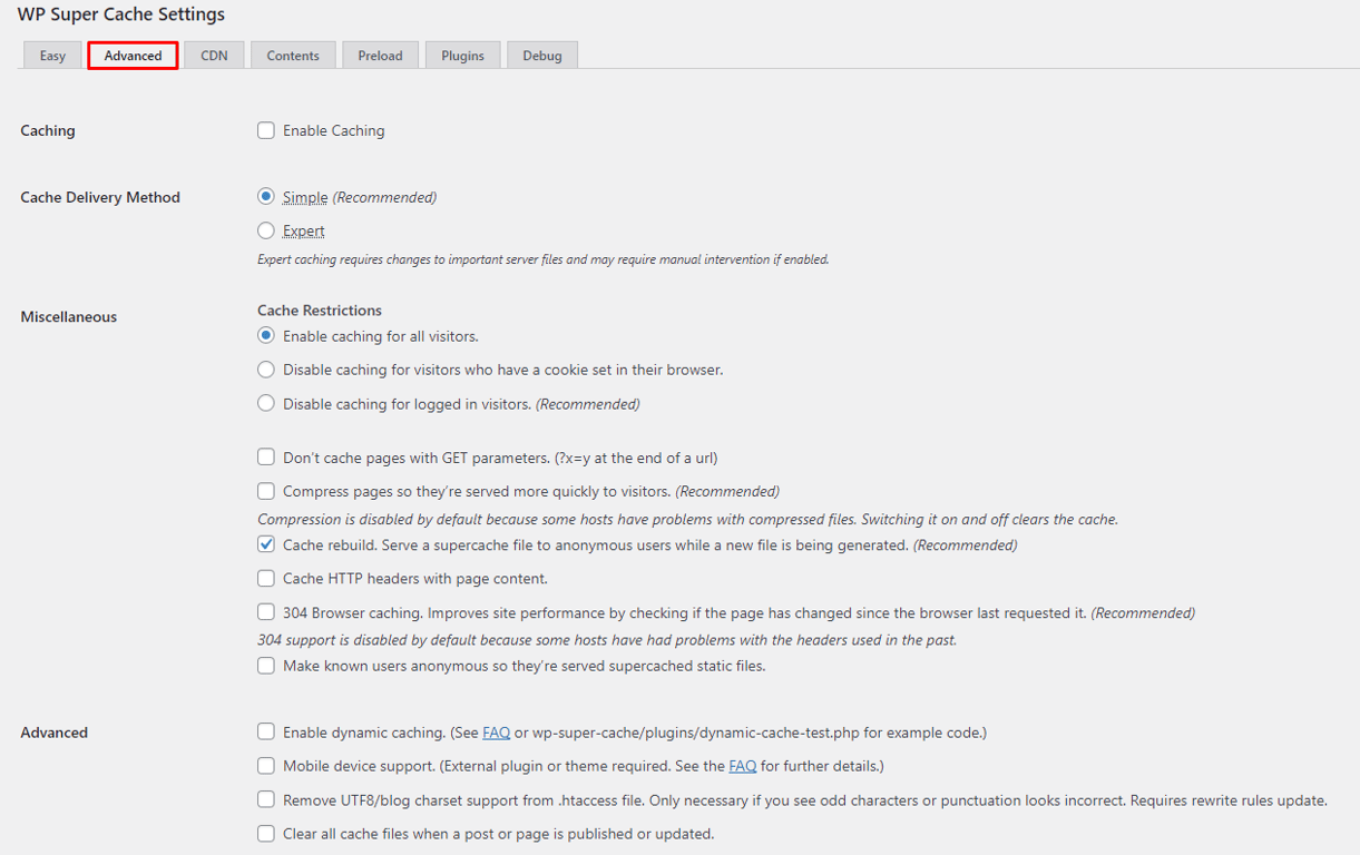 Onglet Advanced des paramètres de WP Super Cache permettant de modifier la configuration de l’extension WordPress.