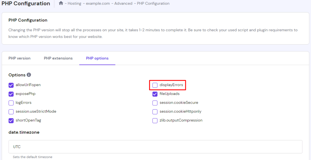 Opcja displayErrors w menu opcji PHP panelu hPanel