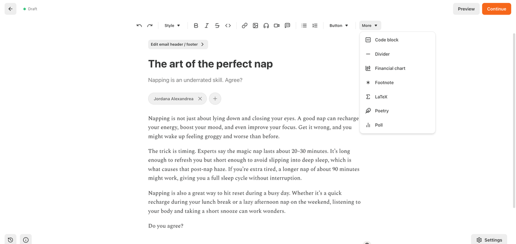 Editor de texto do Substack com ferramentas simples para escrever e formatar newsletters.