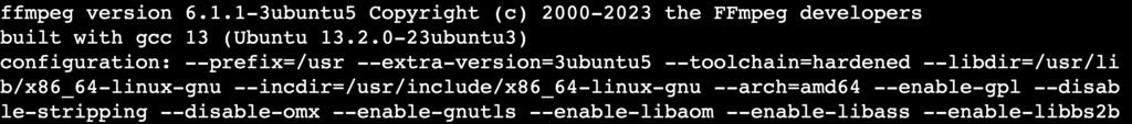 terminal exibindo a vers&atilde;o do FFmpeg