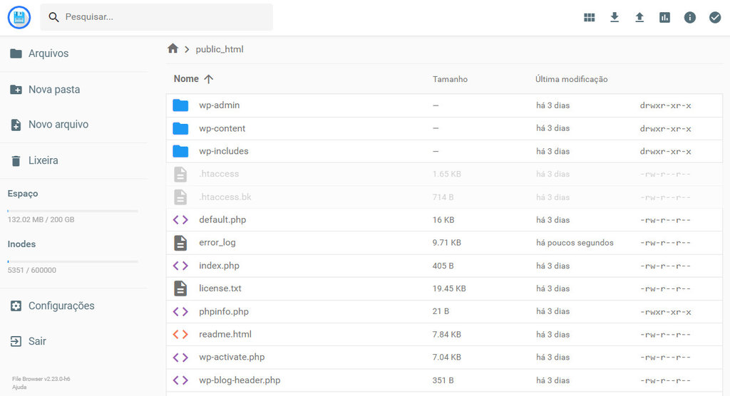 gerenciador de arquivos da hostinger com arquivos do wordpress em destaque