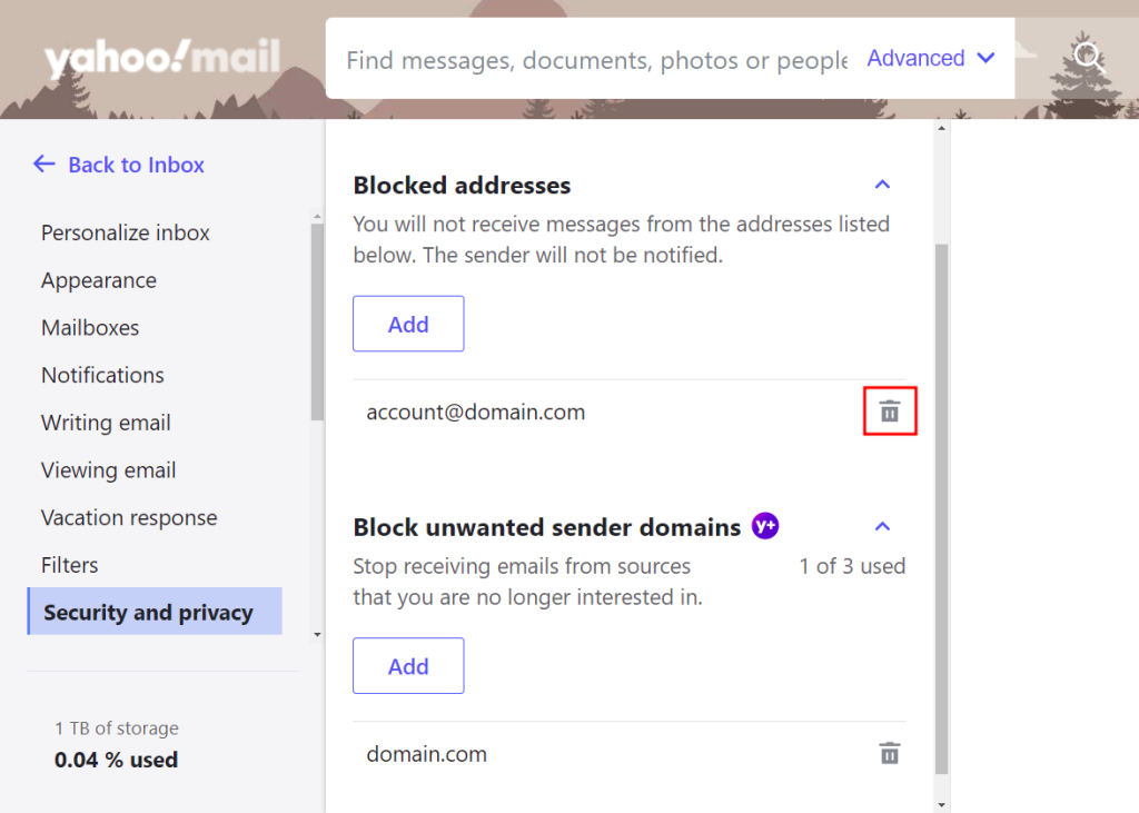 Na se&ccedil;&atilde;o de seguran&ccedil;a e privacidade do Yahoo, o &iacute;cone da lixeira ao lado do endere&ccedil;o do remetente &eacute; destacado para remov&ecirc;-lo da lista.