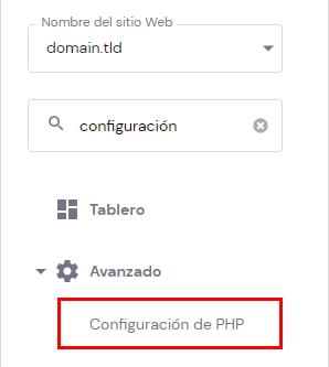 hPanel de Hostinger: opción Configuración de PHP resaltada en el menú Avanzado