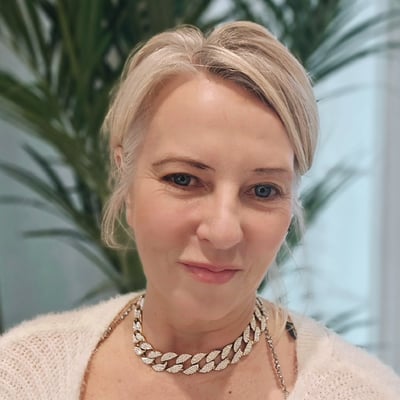 Cherie Redding Realtor 772.475.3769  @CherieSellsFL 