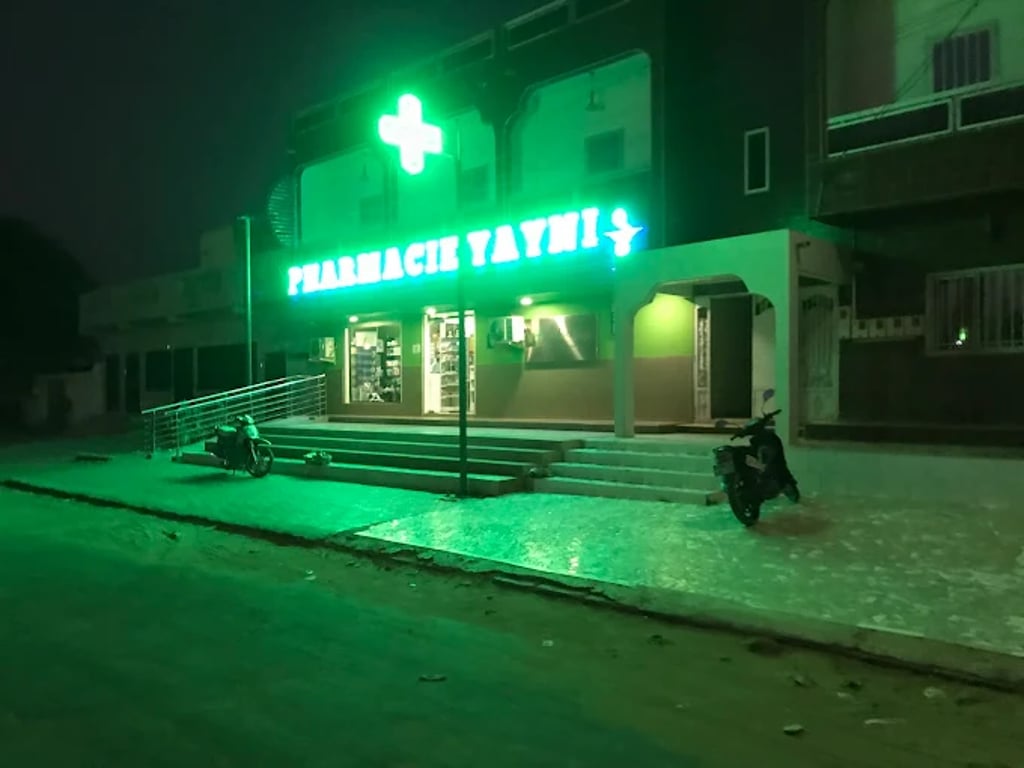 PHARMACIE YAYNI