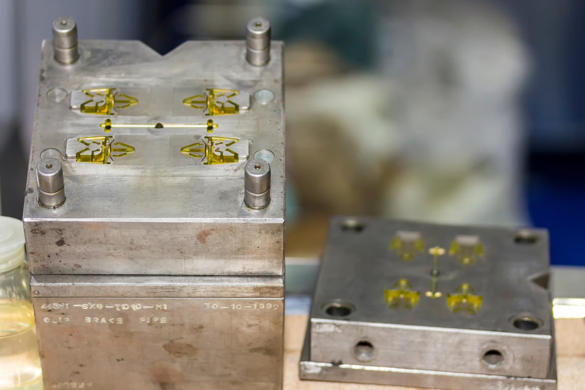 대량 생산을 위한 플라스틱 사출 금형 닫기(산업 작업을 위한 제조 공정)