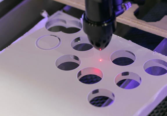 레이저 절단 기술 선택 및 최적화