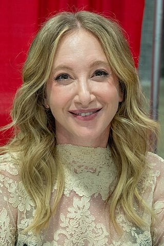 Portrait of Leigh Bardugo