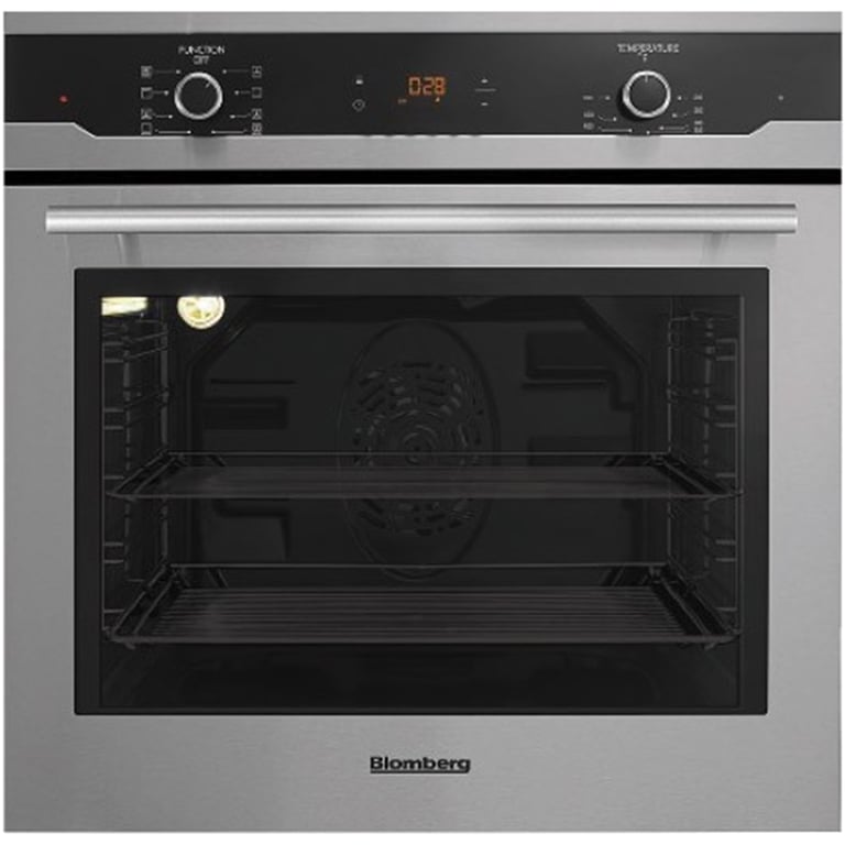 Blomberg 24 inch Single Wall oven with Convection