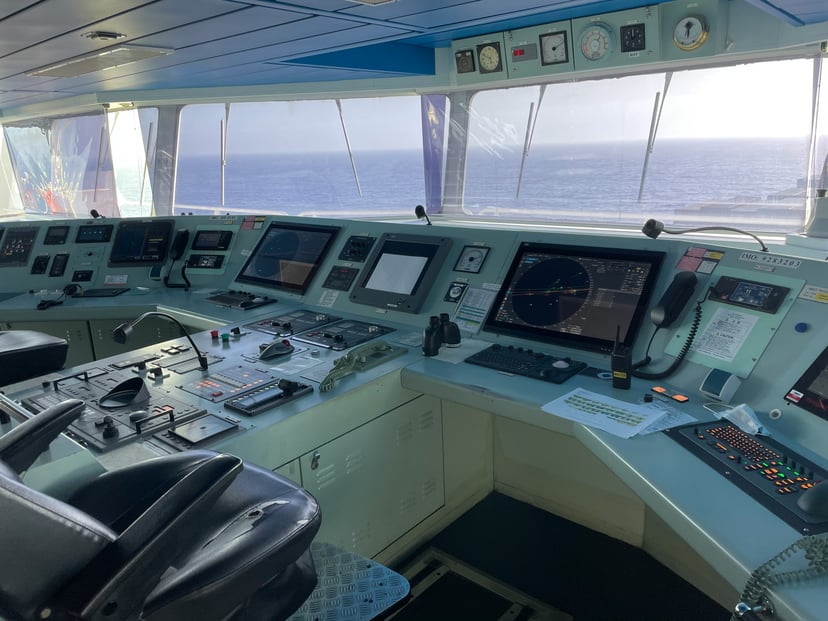 ships-bridge.jpg