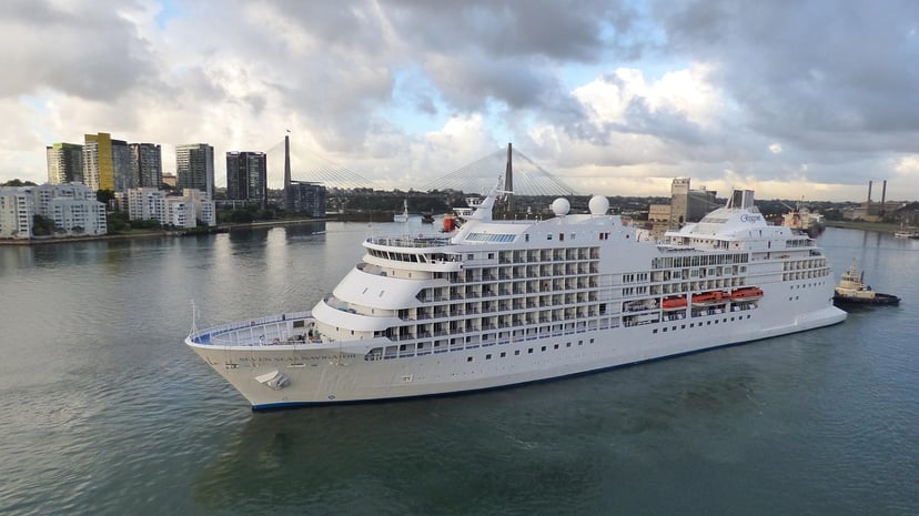 Regent Seven Seas' cruise ship, Navigator