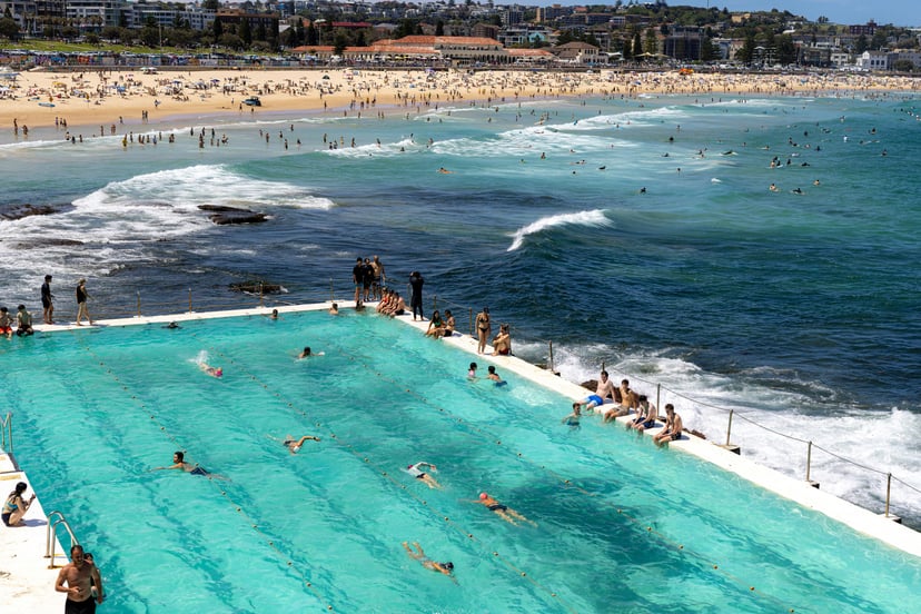 The outdoor swimming pool on Australia's Bondi Beach with the ocean in the background