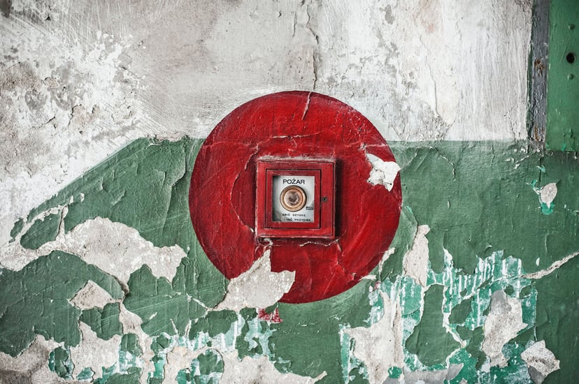 a fire alarm button 