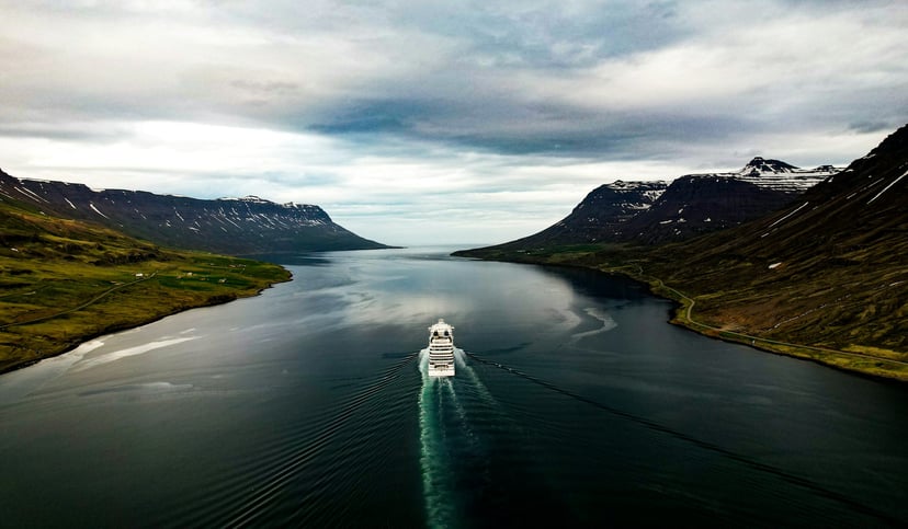 cruise-ship-in-fjords.jpg