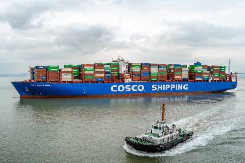 A COSCO container sip