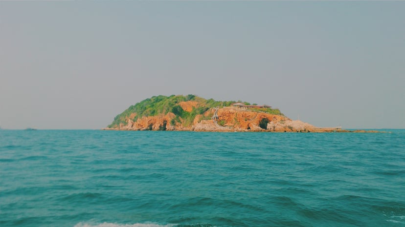 The isalnd of Koh Larn, Thailand