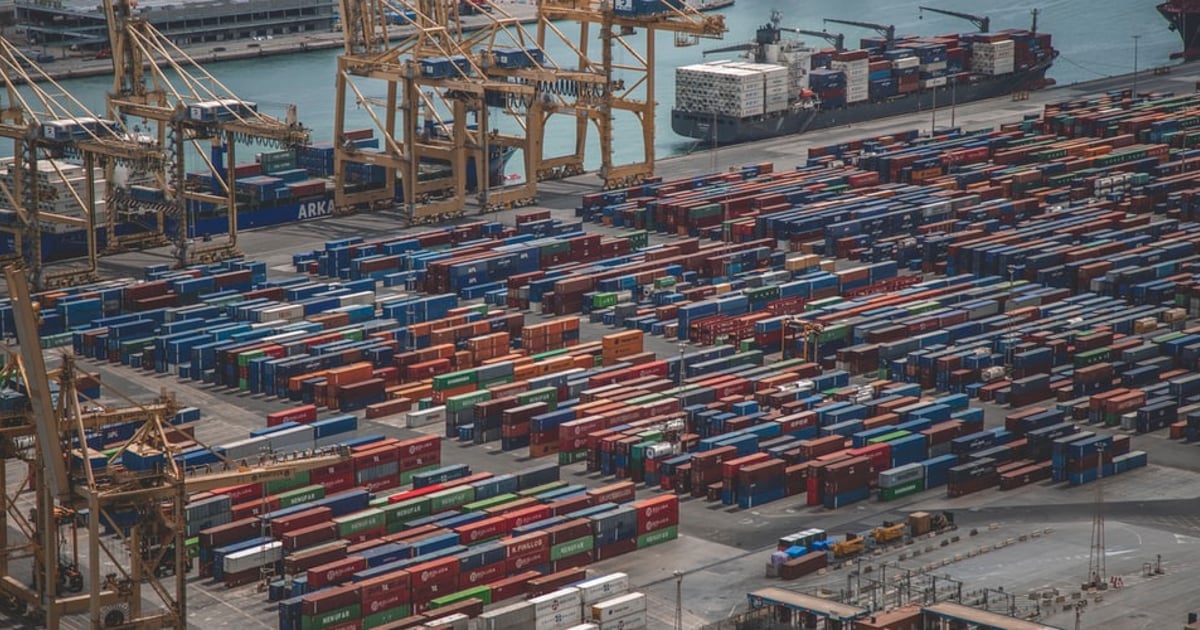 Container Shipping Rates Now Quadruple Pre-Pandemic Levels – Maritime Bell