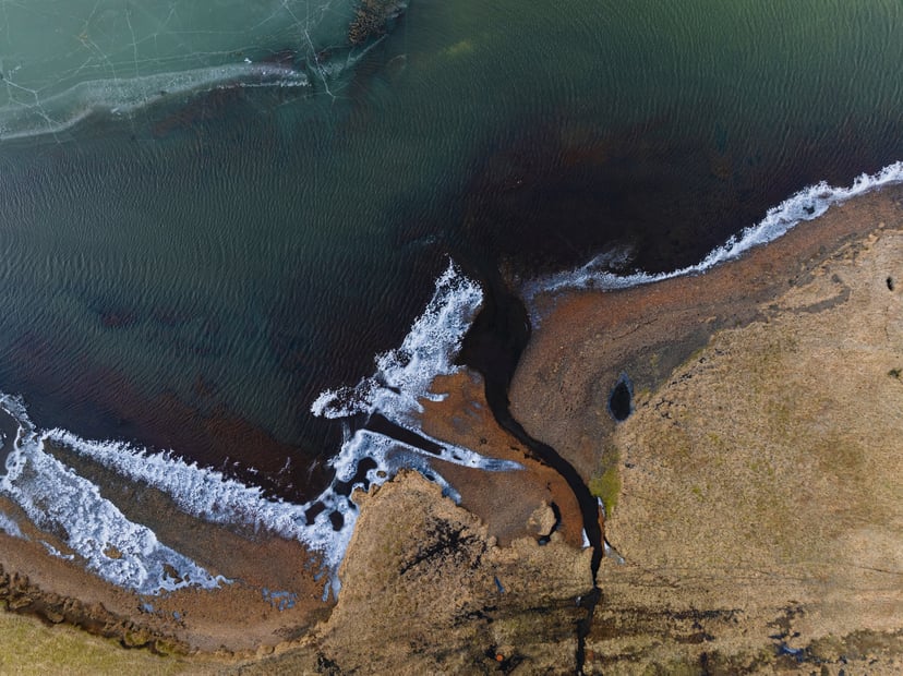Oil spill in ocean