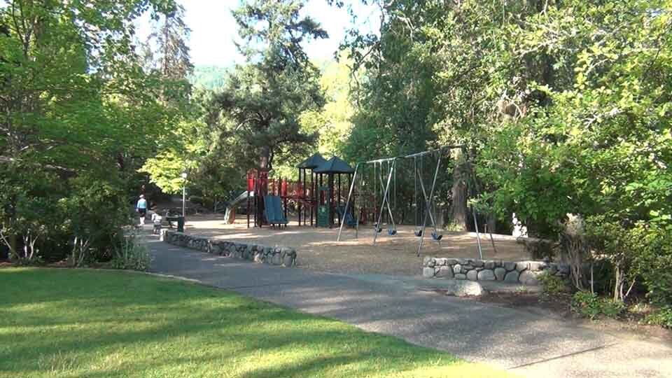 Lithia Park’s Hillside Trail Ashland