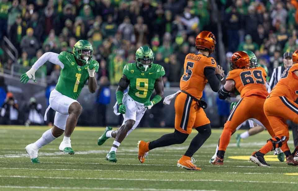 Oregon Ducks VS Oregon State November 2023