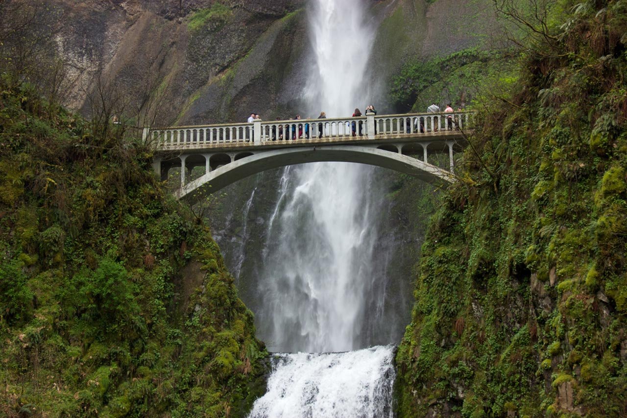 Multnomah Falls, Oregon.