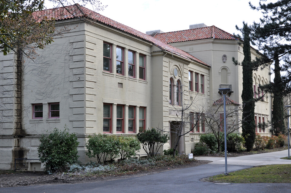 SOU - Churchill Hall, Southern Oregon University