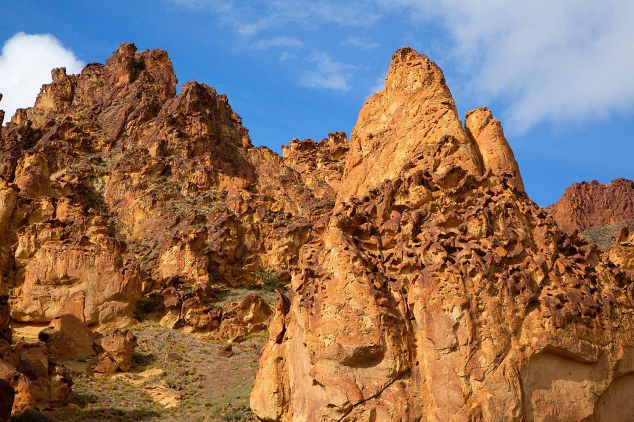 Timber Gulch cliffs