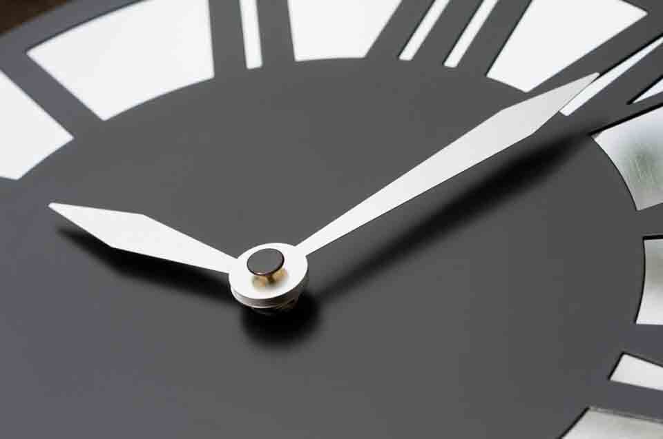 Oregon To Stay On Standard Time - Clock