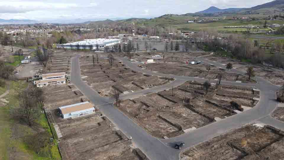 Mobile Home Park in Talent