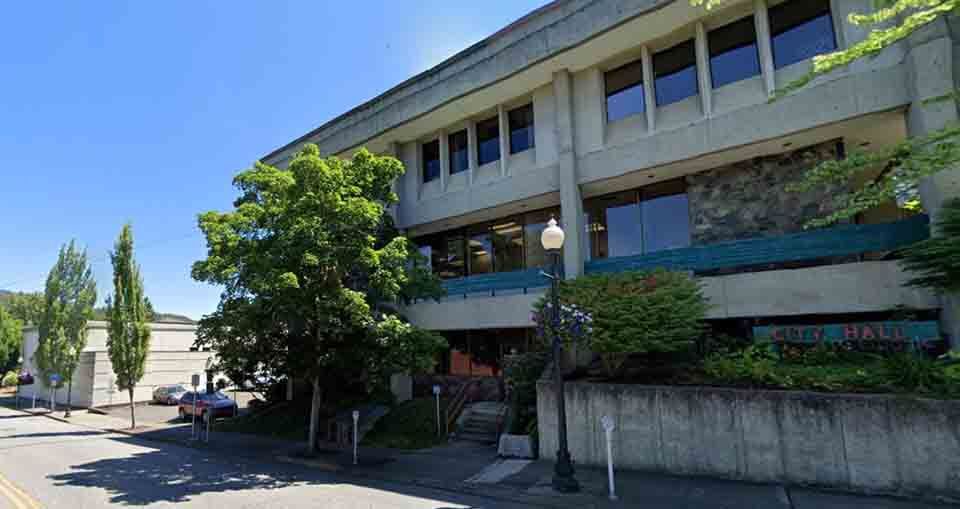 Roseburg City Hall, Oregon