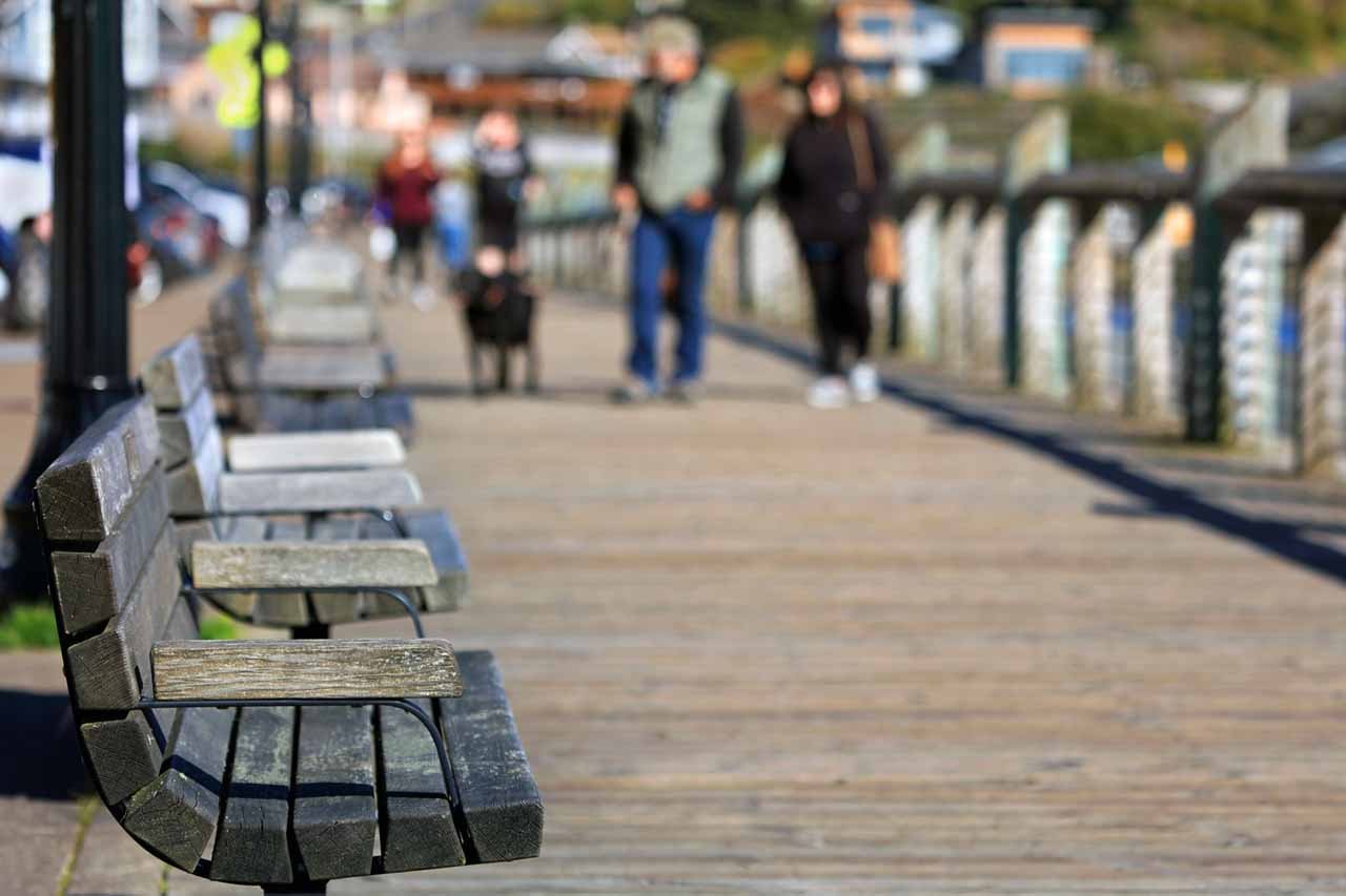 Empty bench - Oregon coastal town.