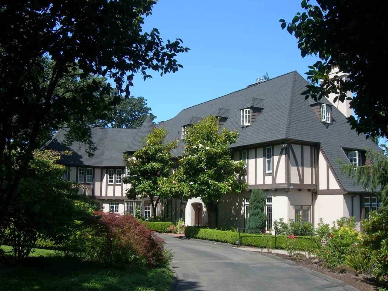 Mahonia Hall - Salem Oregon