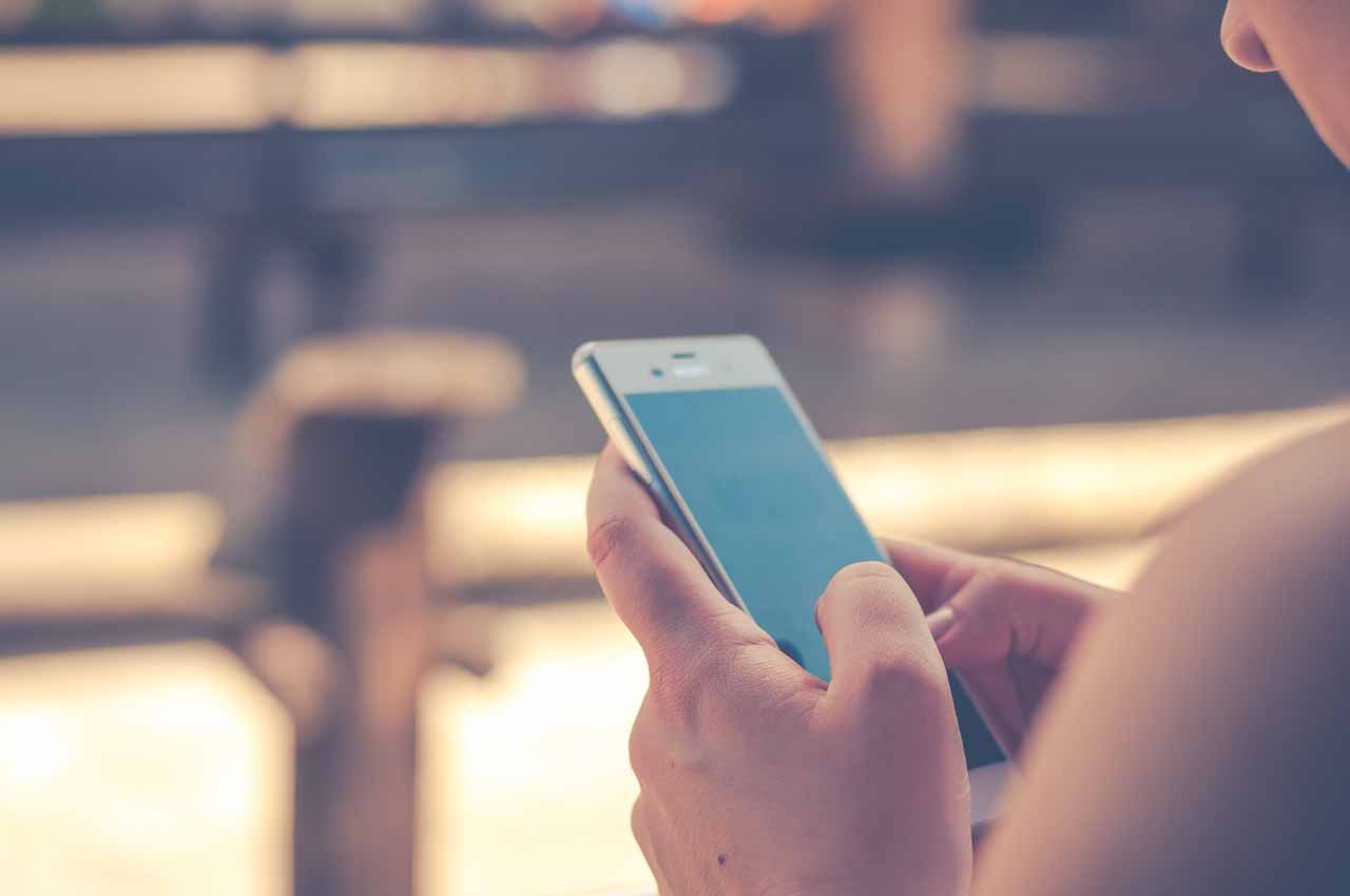 Using a cellphone in school - Oregon
